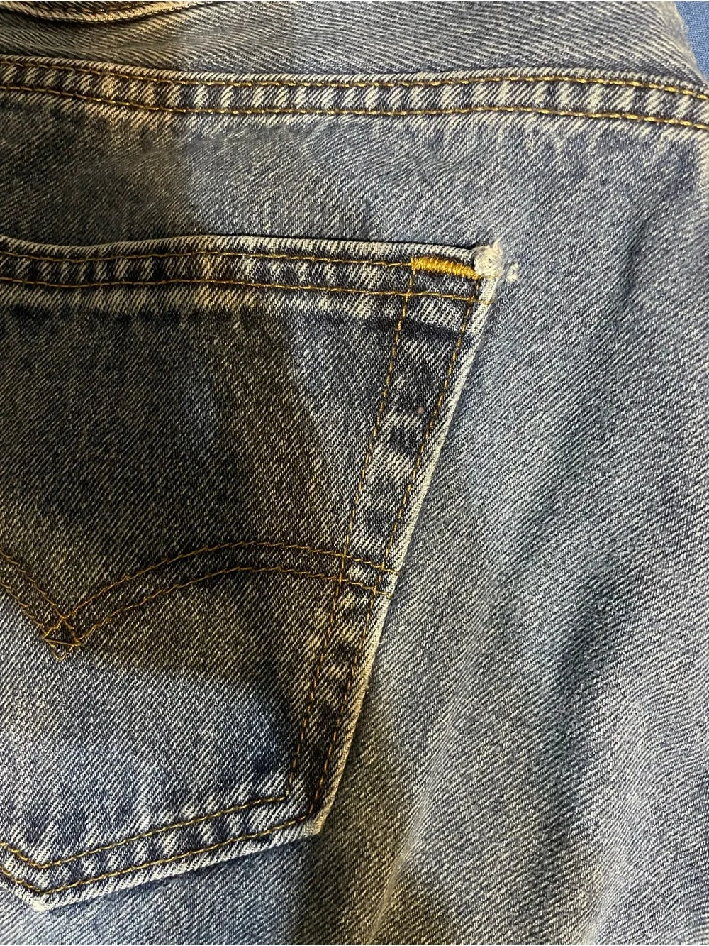Men's Levi's 505 Regular Fit Straight Leg Jeans Dark Stonewash 34 x 34